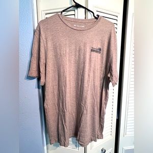 Travis Mathew tshirt